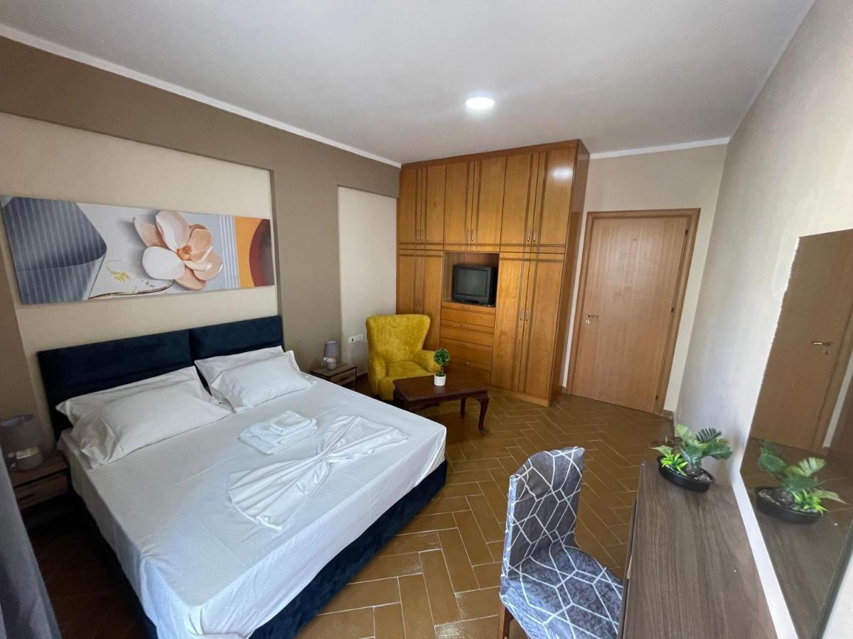 Premium Apartament 07 Vlore Ngoại thất bức ảnh
